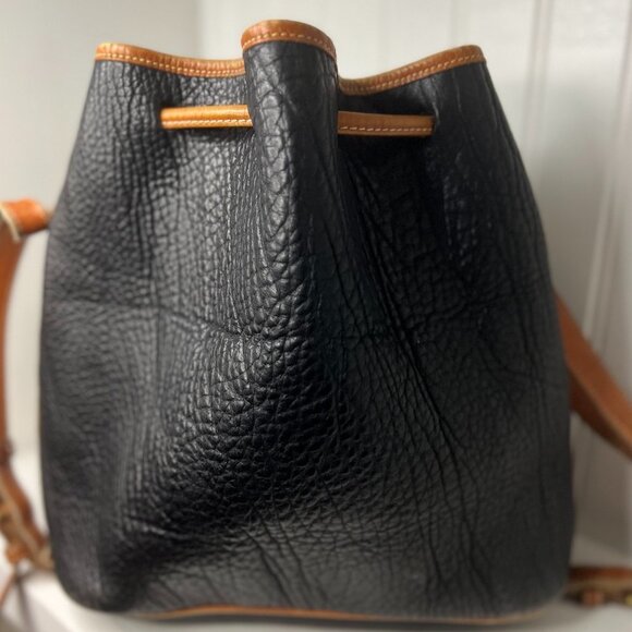 Dooney & Bourke Women's Drawstring Shoulder Bag Handbag Multicolor Size Medium - Picture 5 of 9